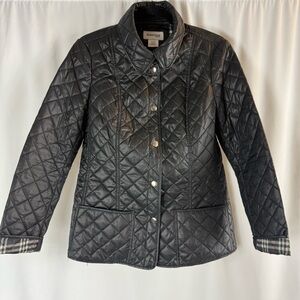 Women's St. John's Bay Black
Lightweight Everyday Quilted Coat
Jacket Size: M
